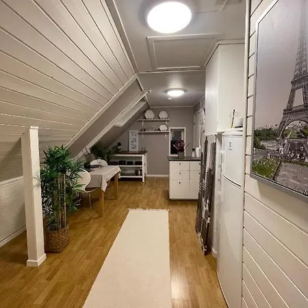 Apartamento Sentrumsnaer Hybelleilighet Med Eget Kjokken Stavanger