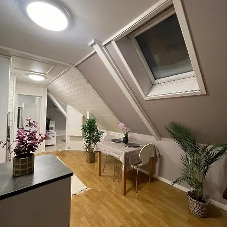 Apartamento Sentrumsnaer Hybelleilighet Med Eget Kjokken Stavanger
